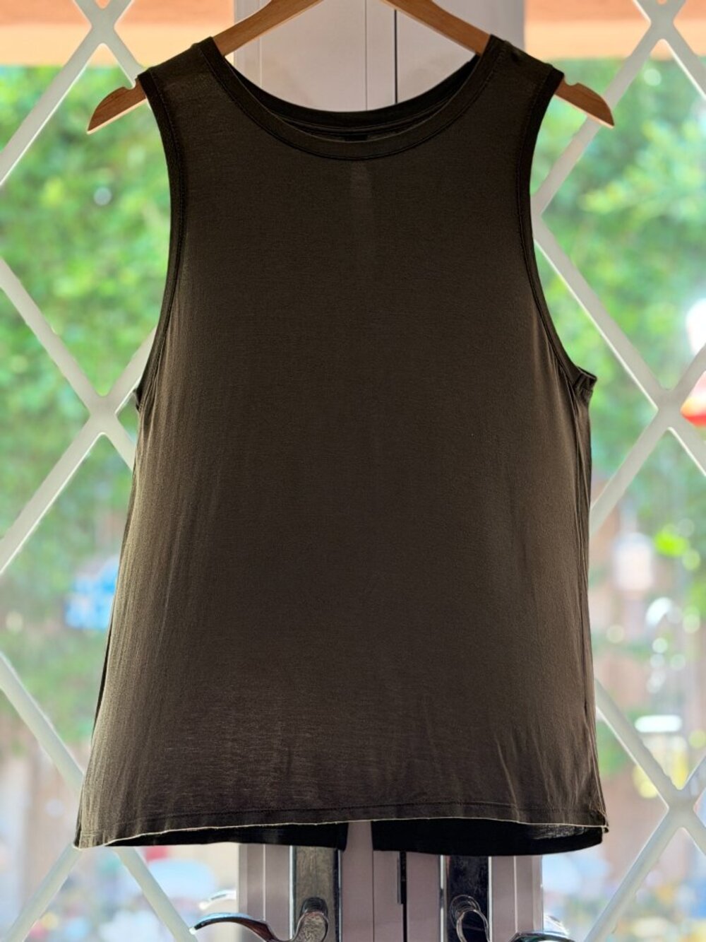 🖤 Halogen Olive Sleeveless Tank Top | Size Large | Classic Essential 🌿✨ - Picture 2 of 8